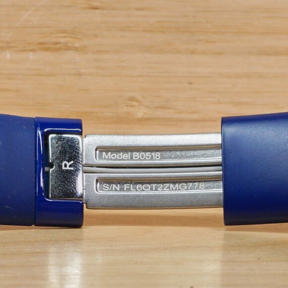 Beats by Dr. Dre Solo2 Wired Over the Ear Headphones, Model B0518, Blue - Picture 9 of 10